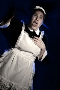 Paul Kubicki's Stage and Cinema review of Trap Door's SMARTPHONES in Chicago