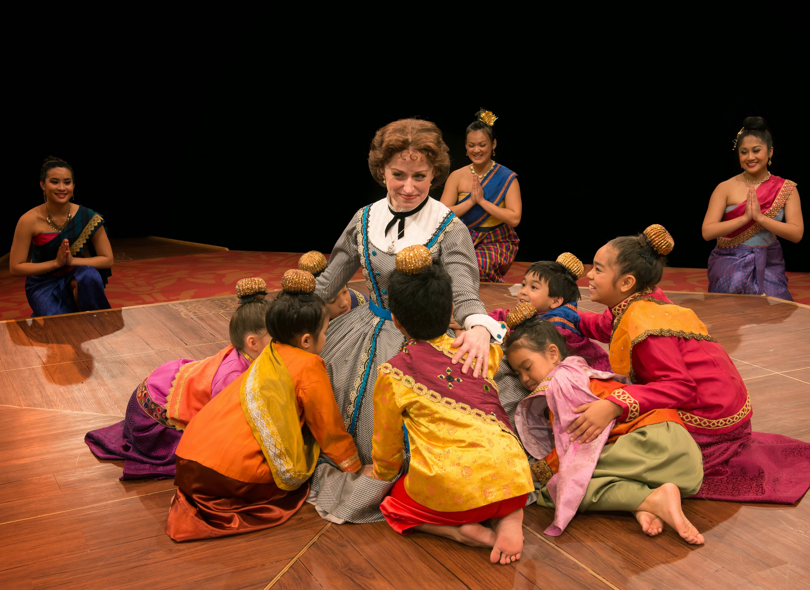 Stage and Cinema Theater Review: THE KING AND I (Marriott Theatre in Chicago)
