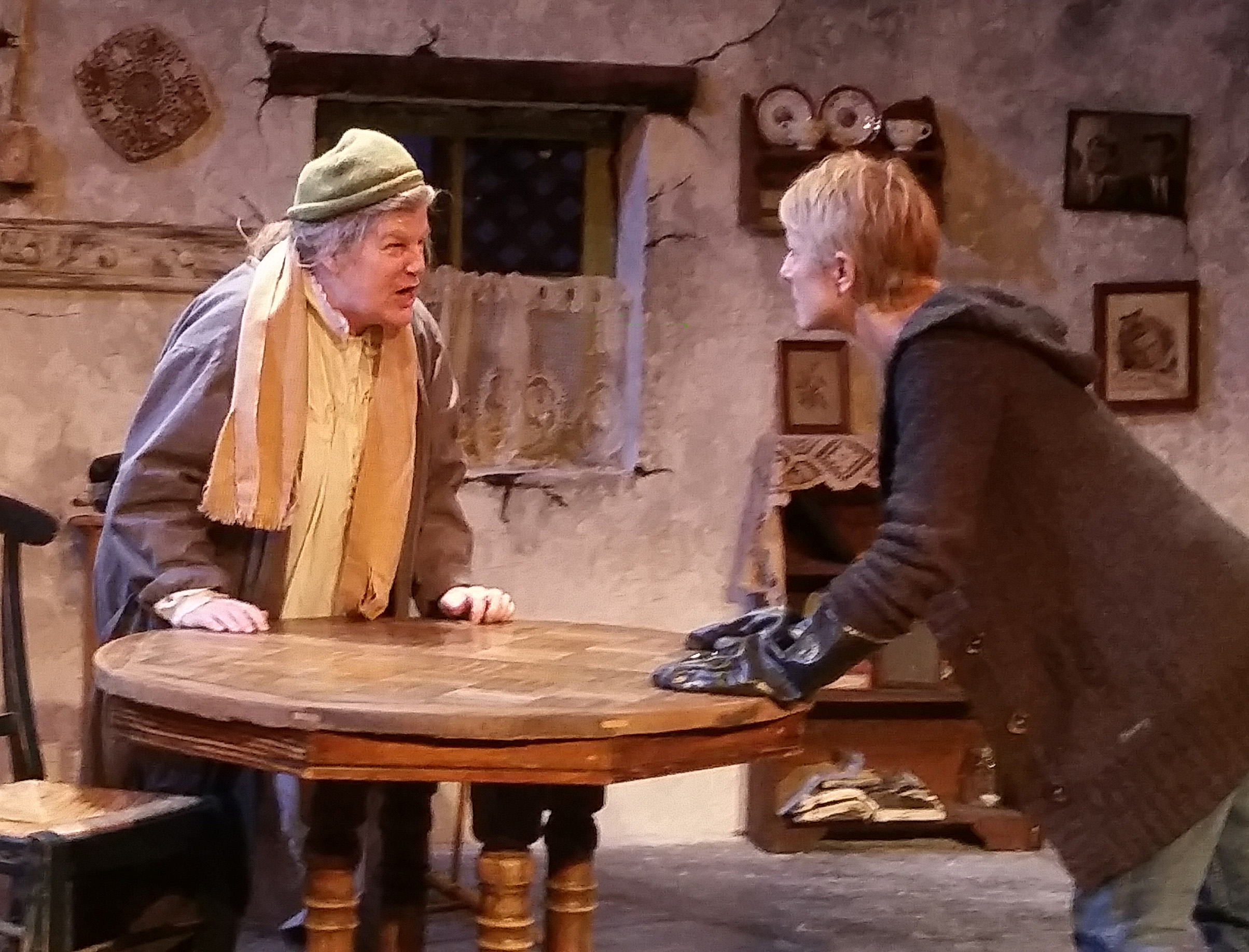 Theater Review The Beauty Queen Of Leenane Studio Stage In Hollywood